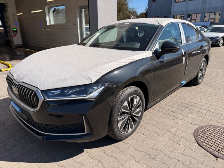 Škoda Superb Edition 130