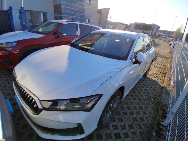Škoda Superb L&K
