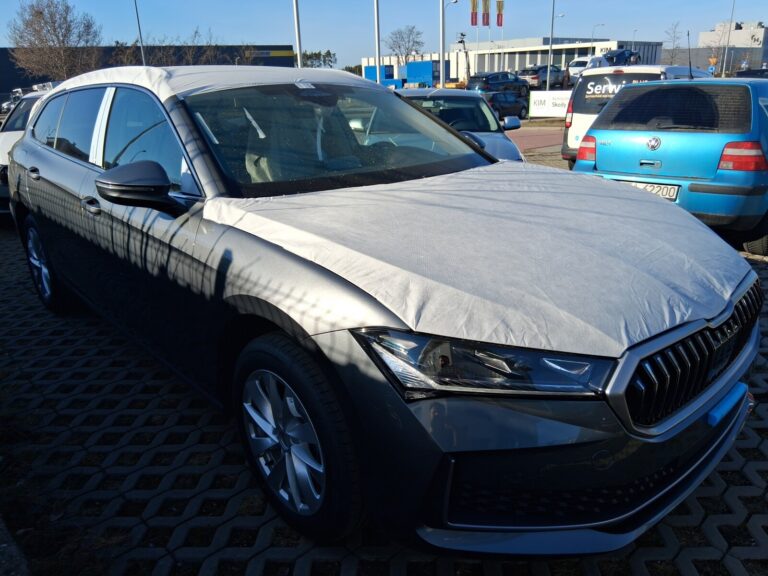 Škoda Superb Drive
