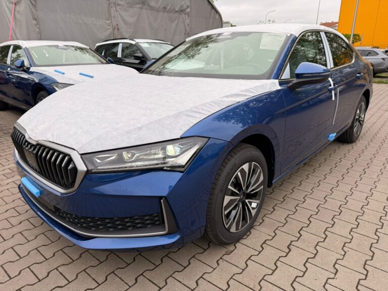 Škoda Superb Drive