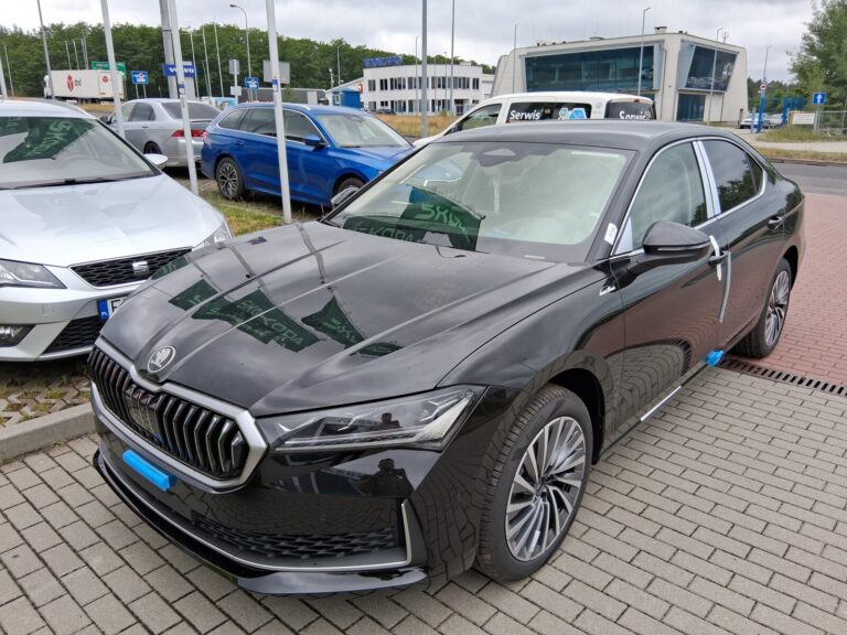 Škoda Superb L&K