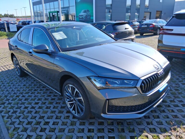 Škoda Superb L&K